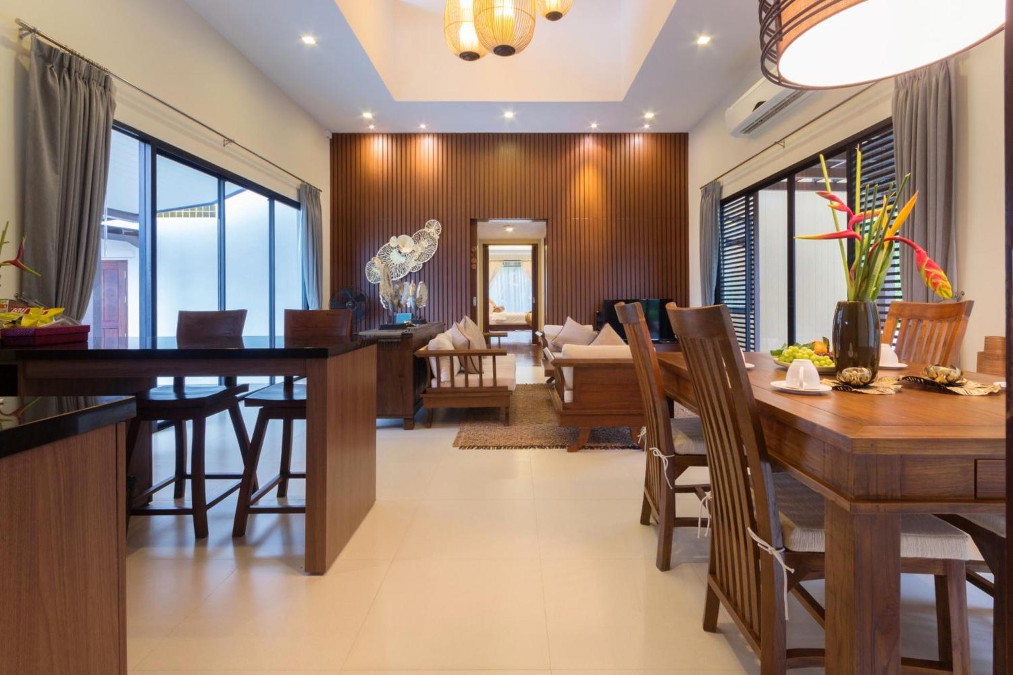 Ozone Villa Phuket Pa Khlok Exterior photo