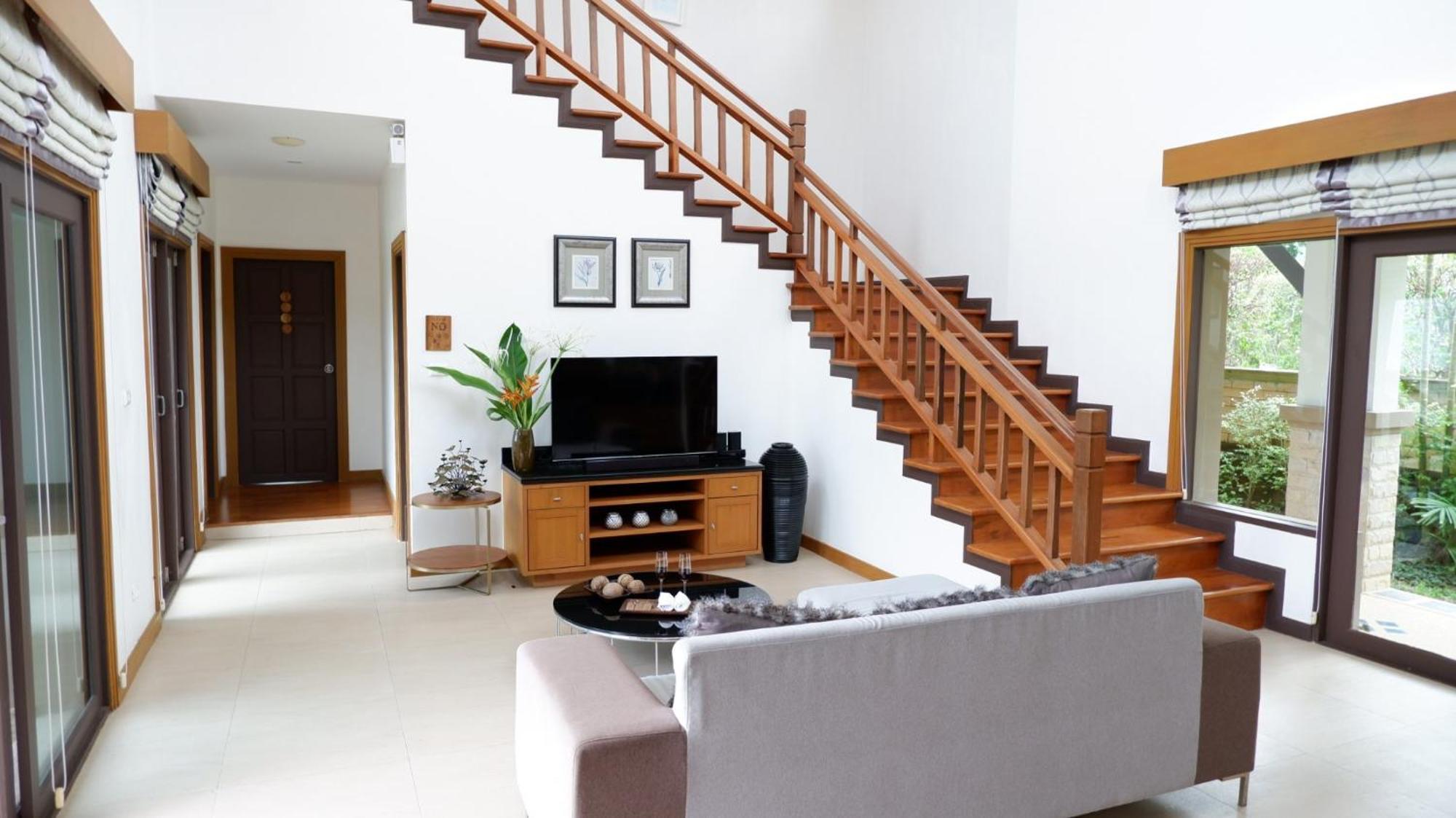 Ozone Villa Phuket Pa Khlok Exterior photo